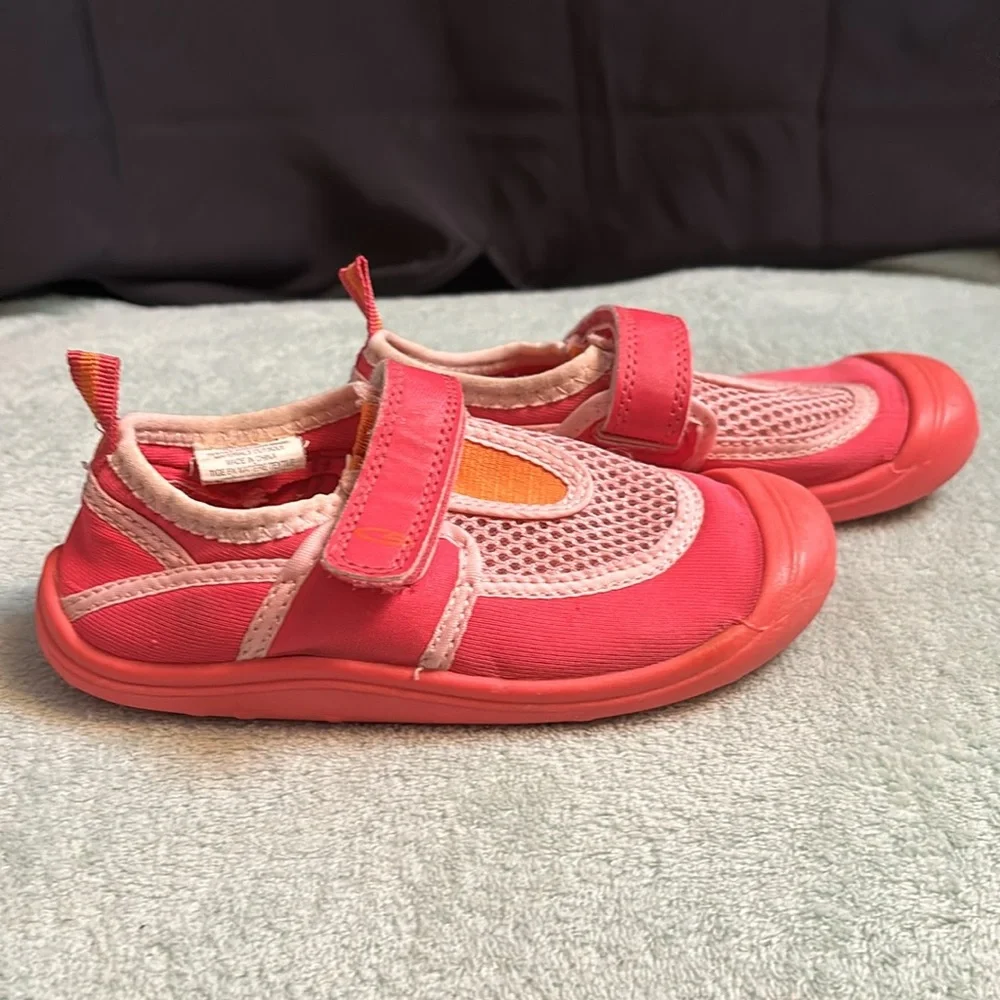 Champion pink water shoes, size large 9/10